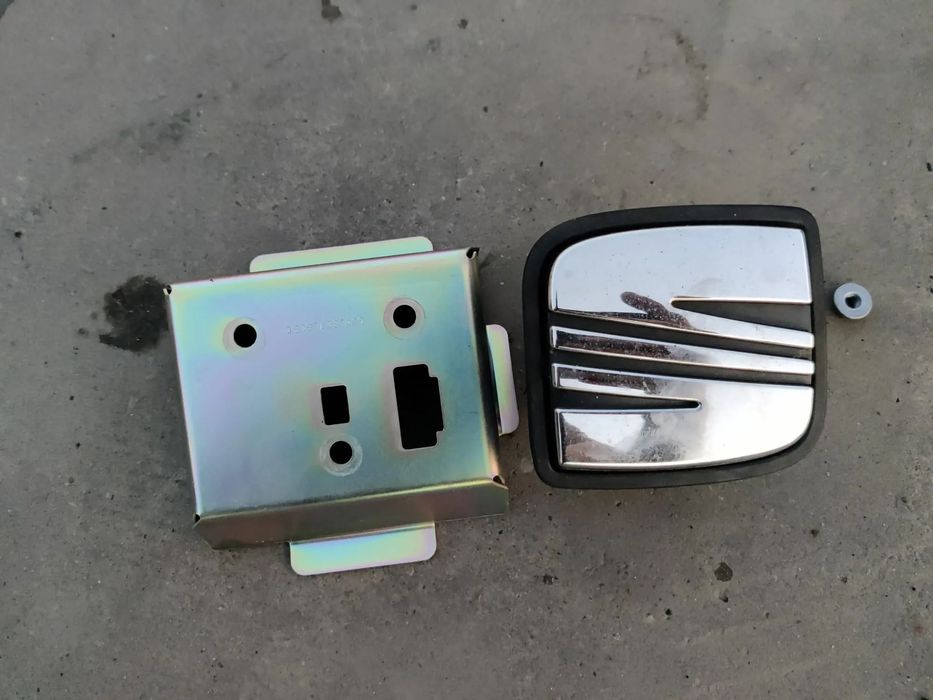 Maner Buton deschidere portbagaj Seat Exeo 2009-2013 cod 6J487565J