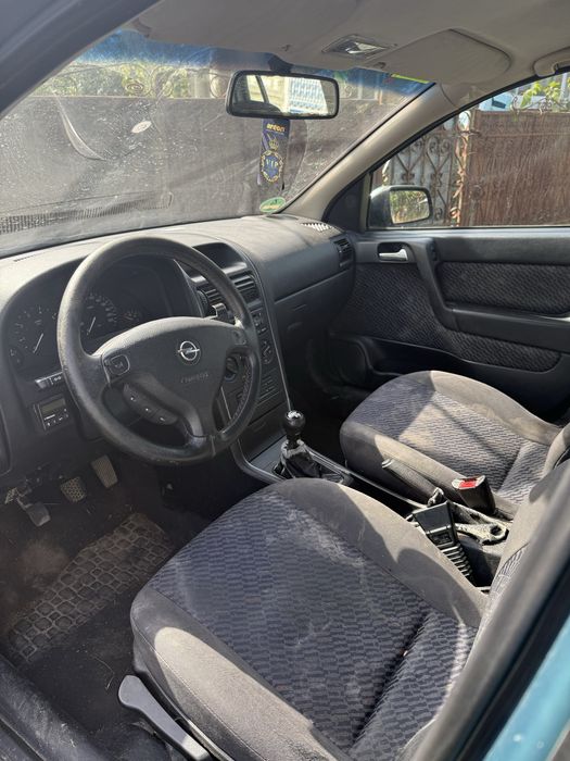 Vând Opel astra G