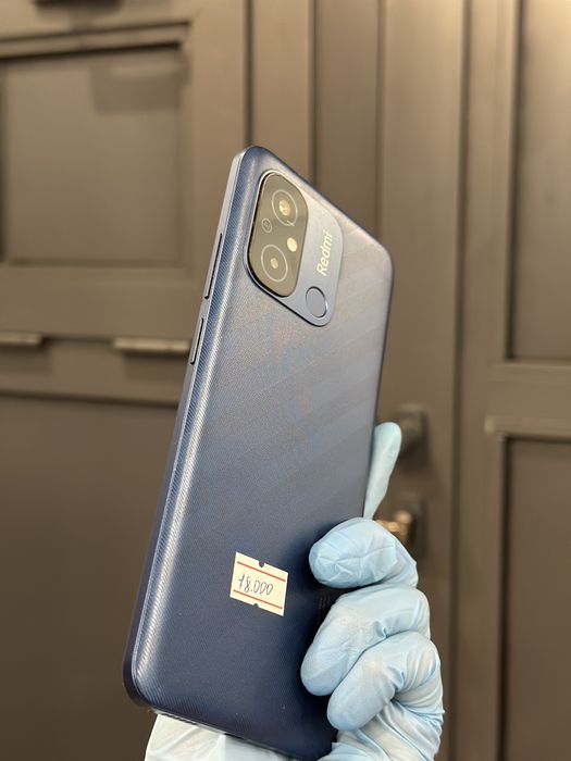 Redmi 12C 64gb.