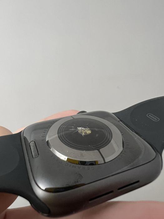 Apple Watch Series 5, 44 мм.