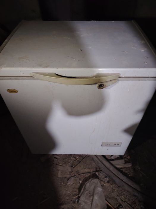 Продам морозилку