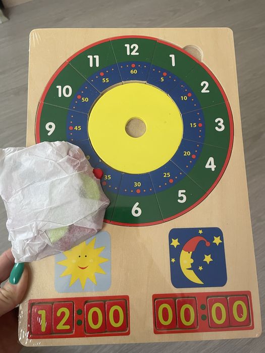 Детски игри -  Нов Дървен Часовник и почти ново лото Djeco
