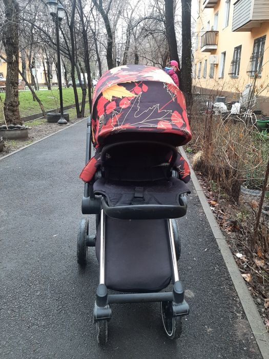 Срочно продам коляску