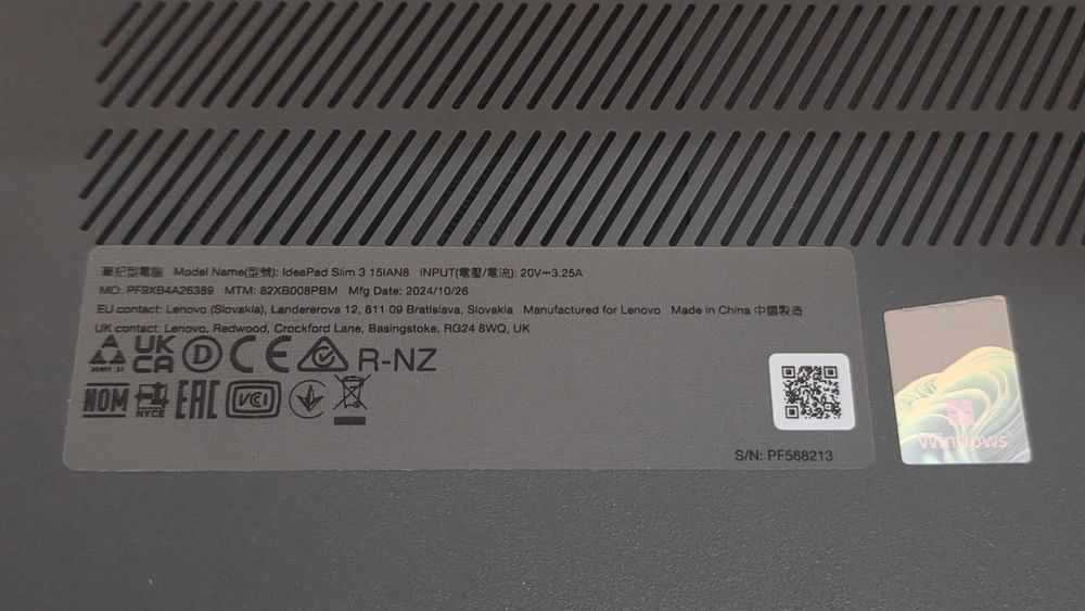 Лаптоп Lenovo IdeaPad Slim 3 15IAN8