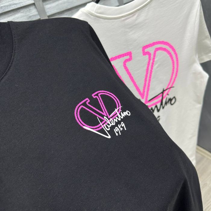 Мъжки тениски различни модели