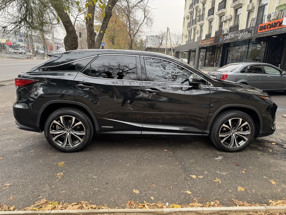 Продается Lexus RX 450h