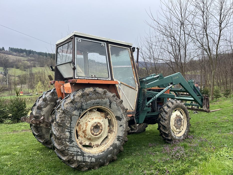 Fiat 880 4x4 cu incarcator frontal
