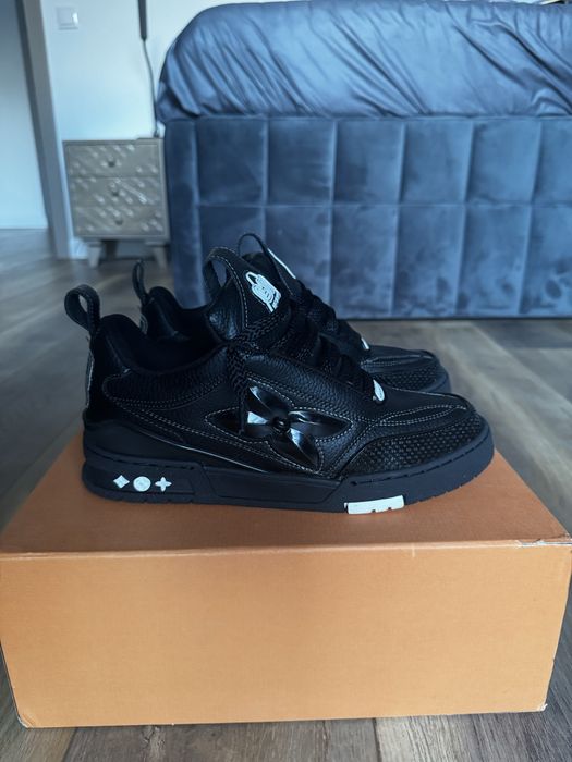 Lv skate all black