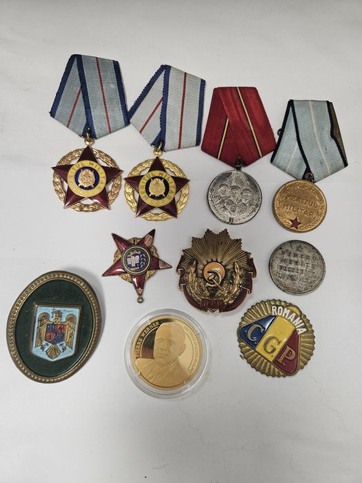 Insigne militare romanesti , RSR , RPR la bucata