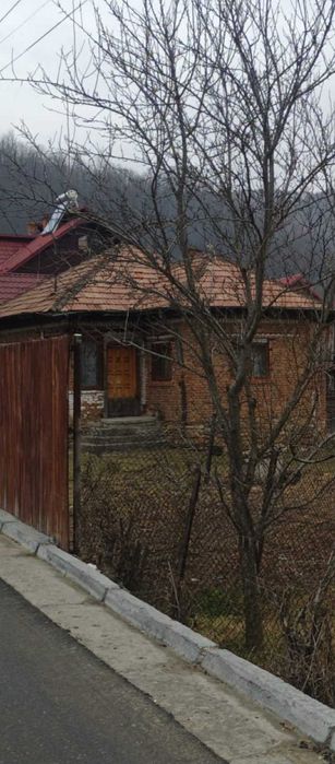 O casă de vânzare