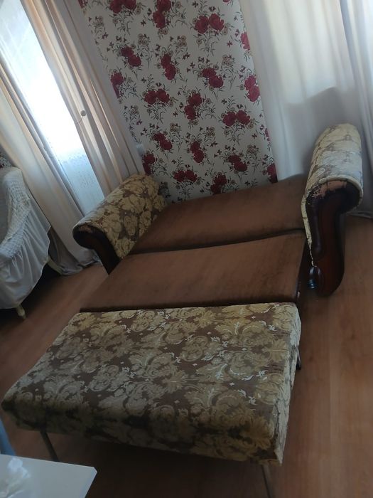 Продам диванчики