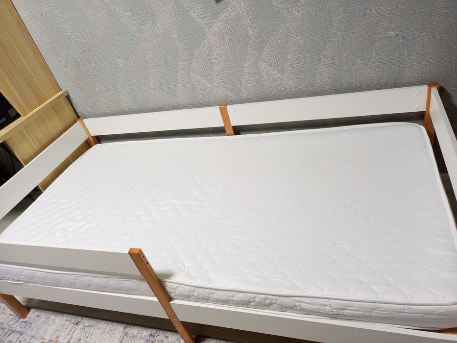 Детская кровать новая