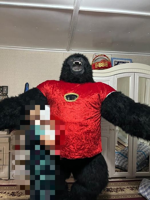 Надувной Горилла мен Қоян сатылады 100мыңға