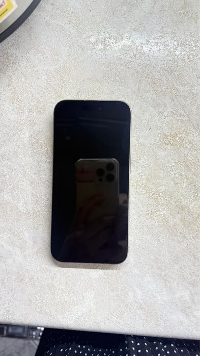 Iphone 15 pro в идеальном состоянии
