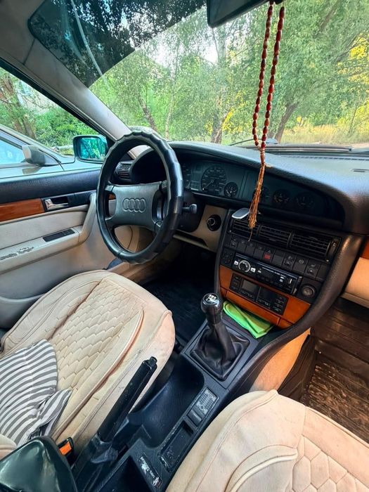 Продается Ауди 100 С4 Quattro