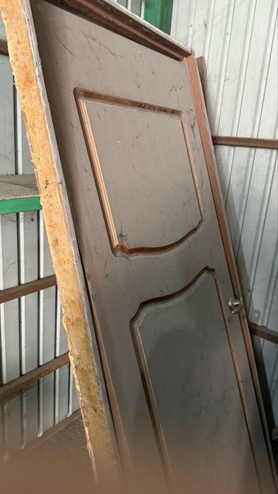 Продам двери межкомнотные