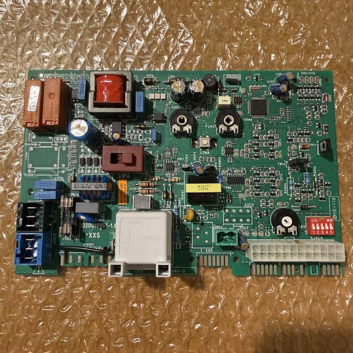 Placa de baza folosita in fosta centrala