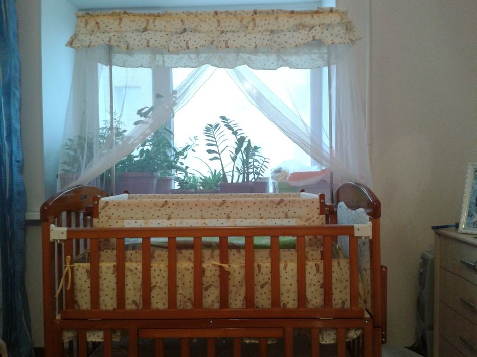 Детский кровать