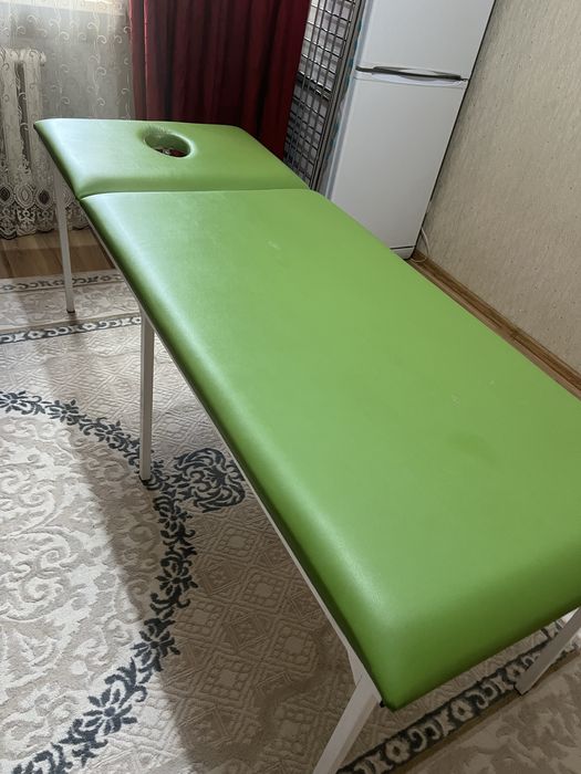 Кушетка массажный
