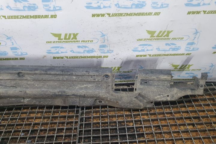 Scut lateral stanga Volkswagen VW Touareg generatia 2 7P  [din 2010 pana  2014] seria