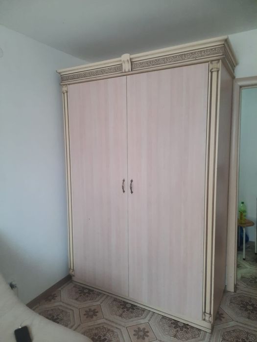 Продам шкаф в хорошем состоянии