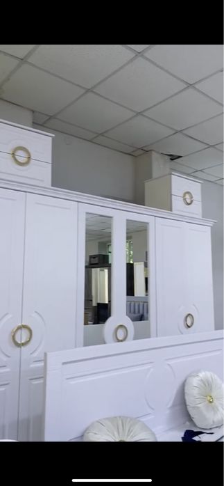 Продам спальный гарнитур!