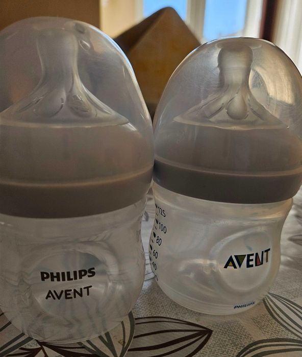 Philips Avent Premium  помпа за кърма+ две шишета с нови биберони