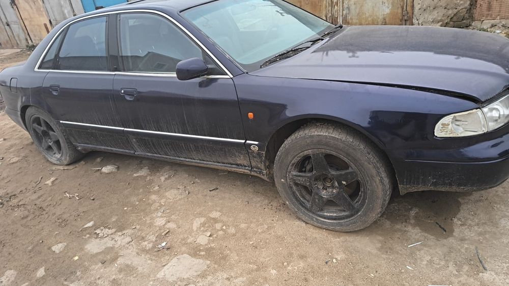 Продаеться ауди А8