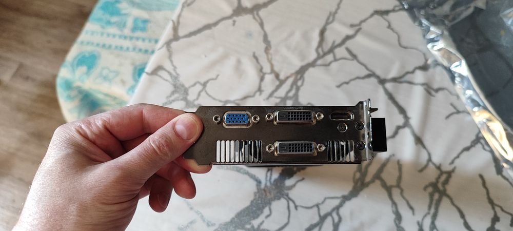 Продам видеокарту GTX 650