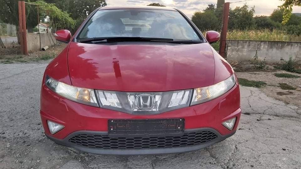 Хонда Сивик 2.2 ЦДТИ 140 к.с. / Honda Civic 8 генерация НА ЧАСТИ
