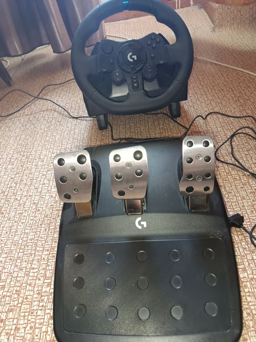 Продаю Игровой контроллер Logitech G923 черный