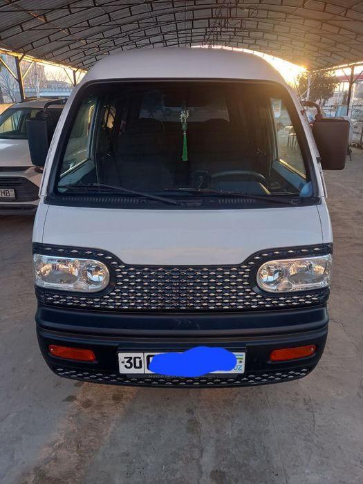 Damas sroshni sotiladi.