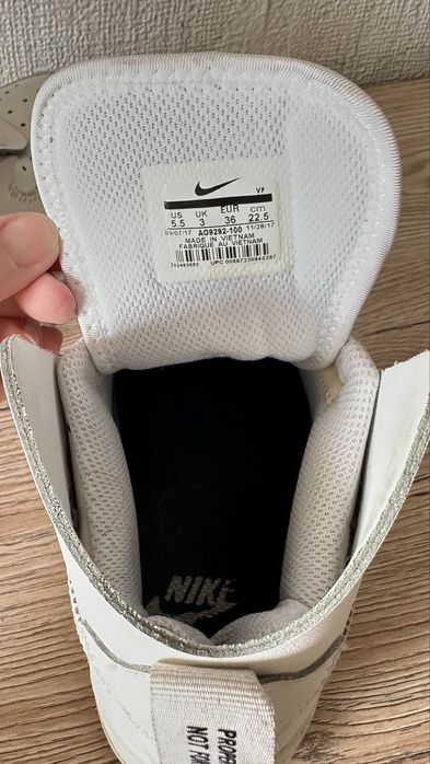 Продам обувь для девочки