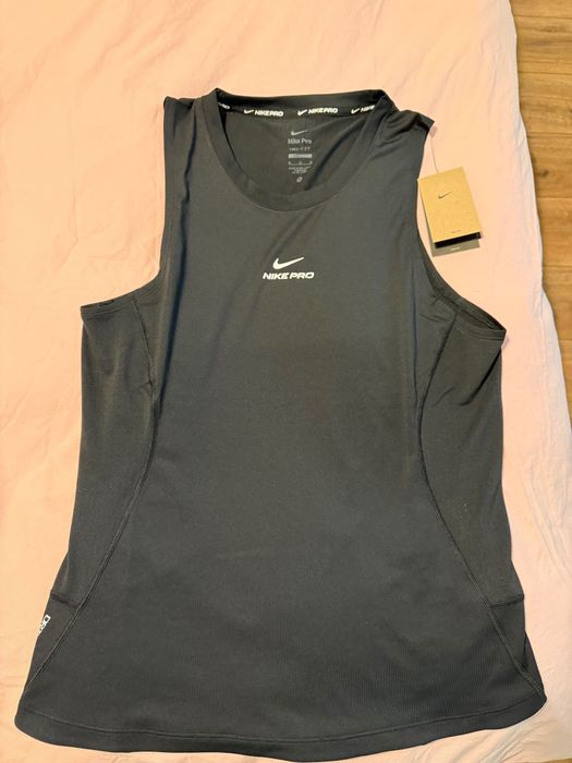 Nike оригинален потник, чисто нов .