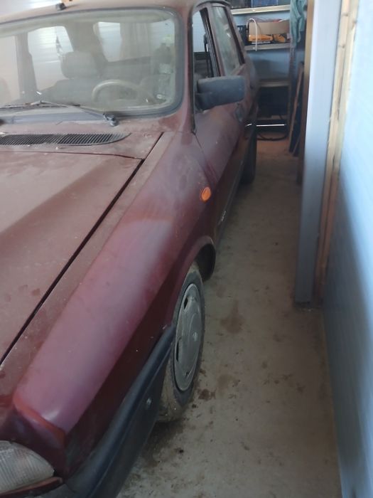 Vand piese dacia 1310