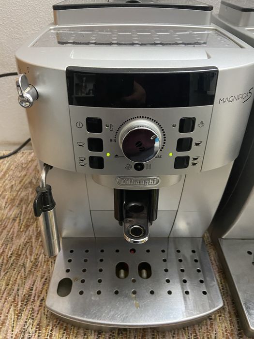 Delonghi magnifica S