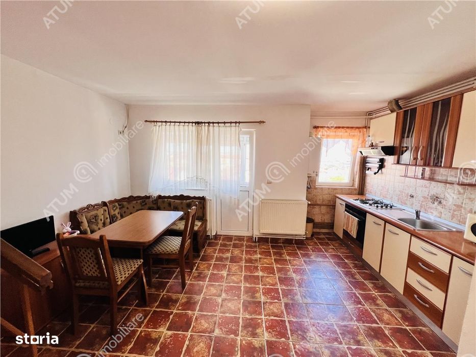Apartament cu 3 camere si balcon situat in zona Vasile Aaron din Sibiu