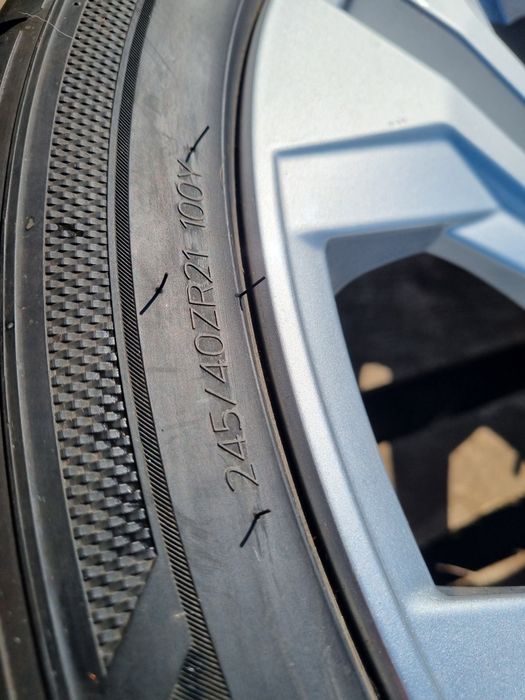 Anvelope vara hankook 245 40 21