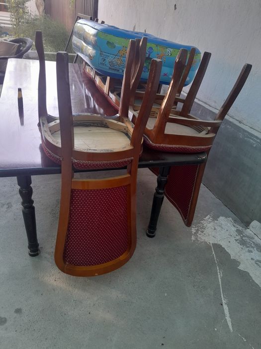 stol stul sotiladi srochna 12 talik