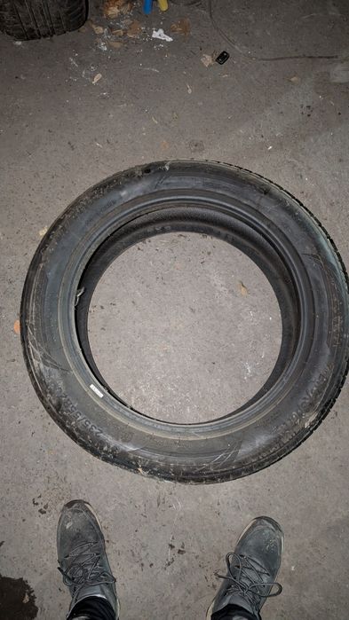 Шины 4 шт 235/55/20