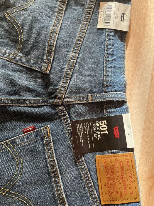 Blugi noi Levi’s