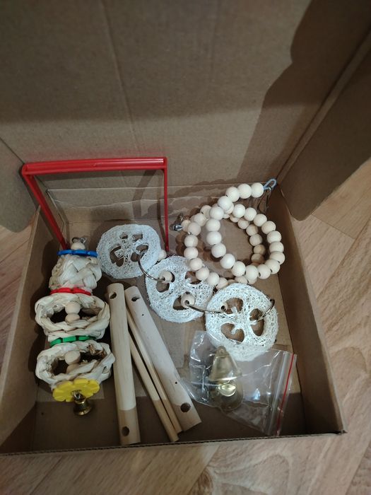 Игрушки для животных