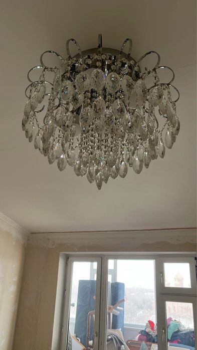 Продам люстра хрусталь