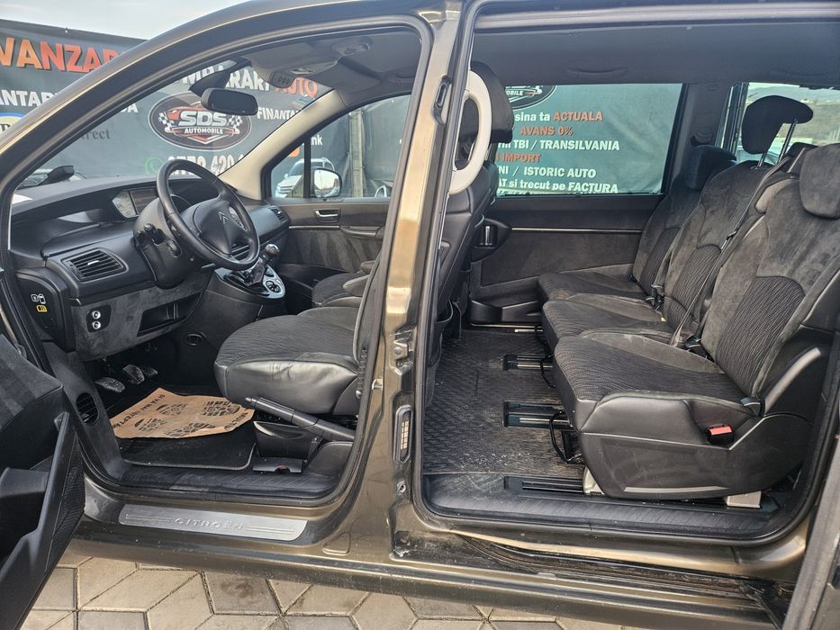 Citroen  C 8 Exclusive  2.0 disel din 2012  varianta  full!