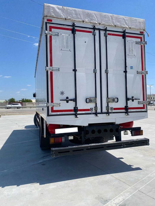 ISUZU 10 tonnalik sotiladi