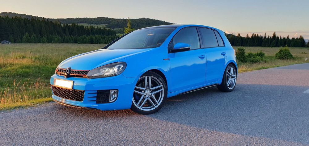 Vand sau schimb VW Golf 6 GTI