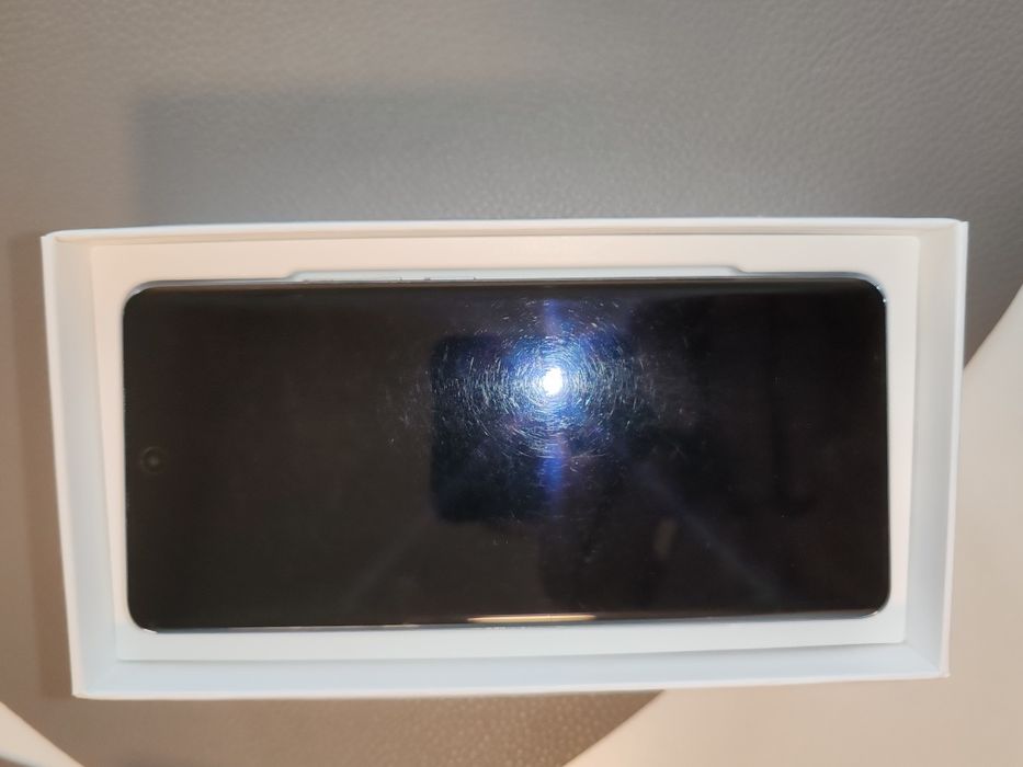 Oppo reno 10 in stare f buna