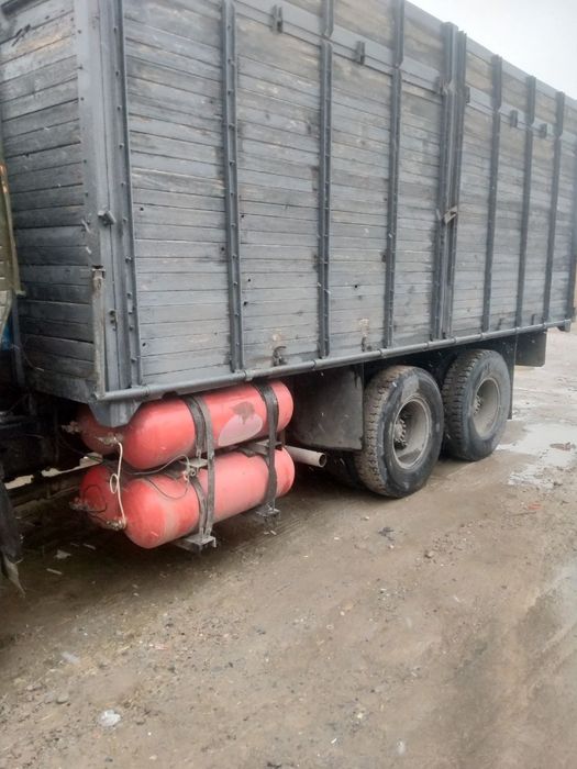 Kamaz presip sotiladi. Holati yaxshi qolganini telefonda gaplashamiz