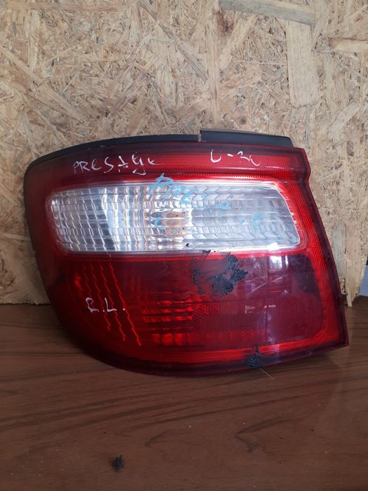 Стоп задний левый Nissan Presage U30