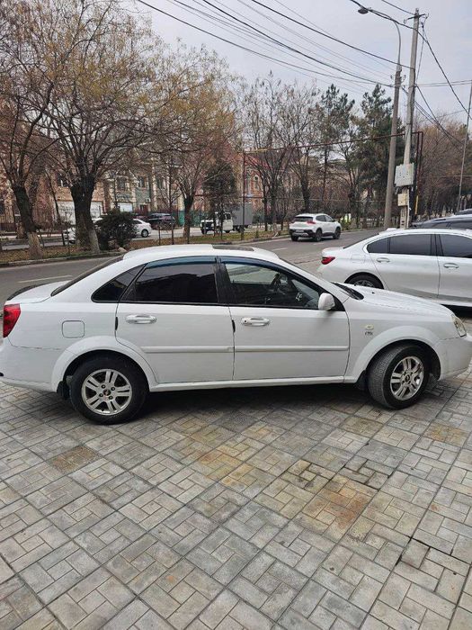 Chevrolet Lacetti 2009 | Автомат | Новый мотор и АКПП